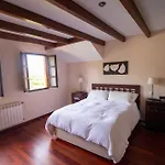 Atico Con Piscina Junto A Comillas Y Playa De Oyambre Apartment *