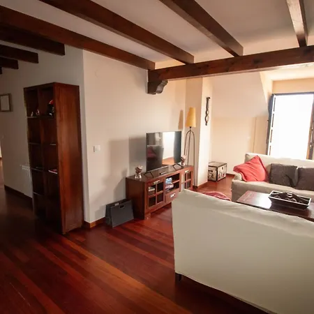 Apartment Atico Con Piscina Junto A Comillas Y Playa De Oyambre Liandres