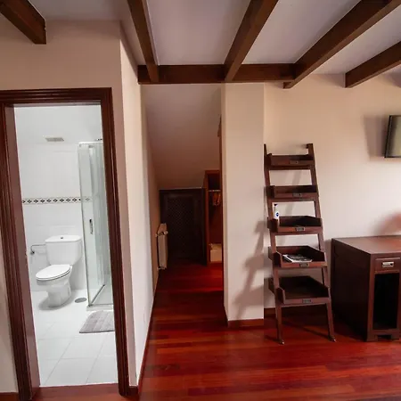 Atico Con Piscina Junto A Comillas Y Playa De Oyambre