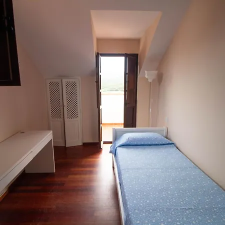 Apartment Atico Con Piscina Junto A Comillas Y Playa De Oyambre Liandres