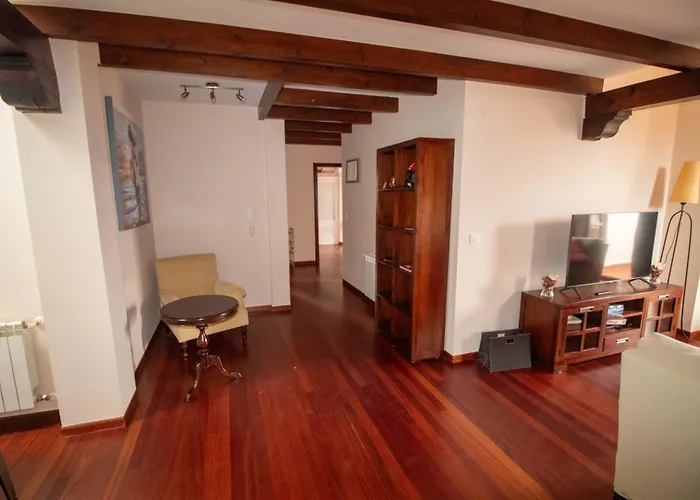 Atico Con Piscina Junto A Comillas Y Playa De Oyambre *