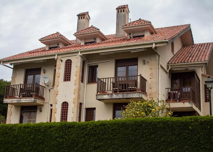 Apartament Atico Con Piscina Junto A Comillas Y Playa De Oyambre