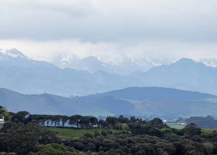 Atico Con Piscina Junto A Comillas Y Playa De Oyambre