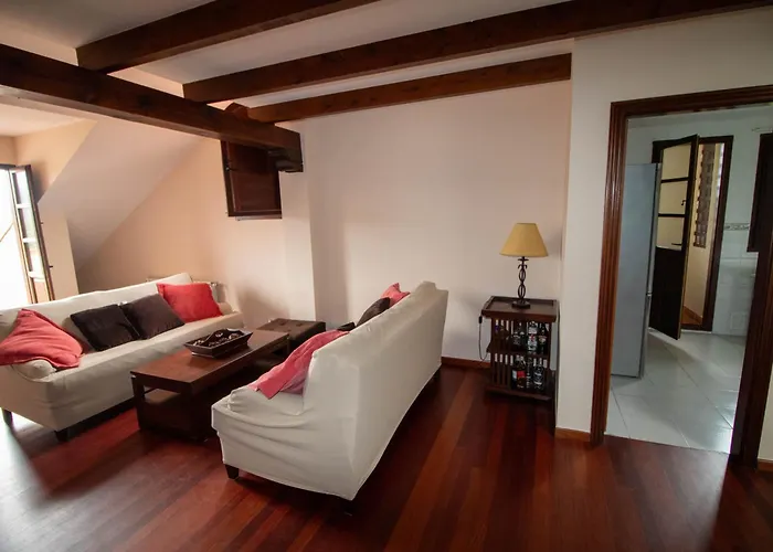 Apartament Atico Con Piscina Junto A Comillas Y Playa De Oyambre