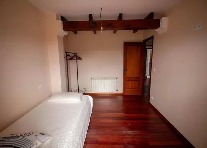 Atico Con Piscina Junto A Comillas Y Playa De Oyambre Liandres