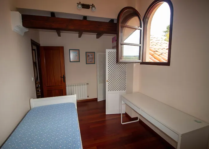 Apartament Atico Con Piscina Junto A Comillas Y Playa De Oyambre *